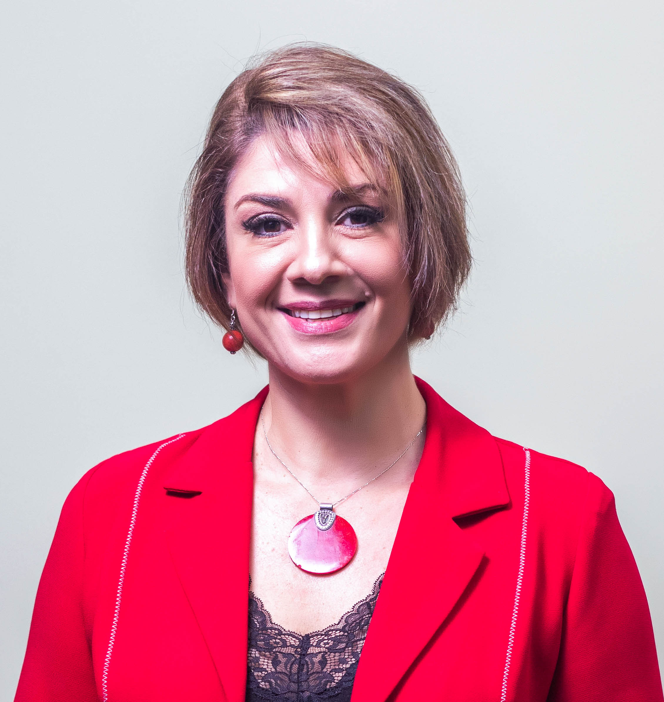 imagene de asesora de fondos financieros