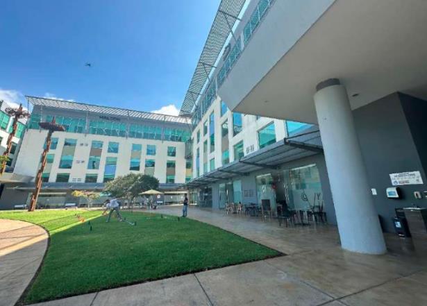 Entrada principal del edificio Terracampus